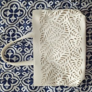 Oscar de la Renta white tote